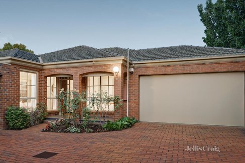 2 35 Nicholson Street Balwyn North 3104