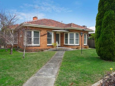 235 Shannon Avenue Manifold Heights 3218
