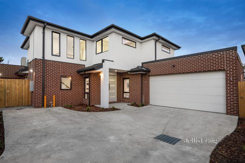 2 368 Stephensons Road Mount Waverley 3149