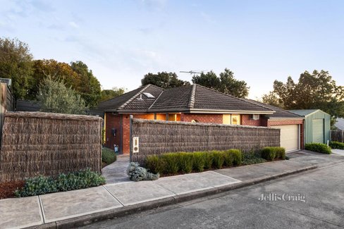 2 37 Argyle Street Macleod 3085