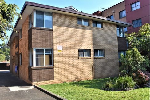 2/37 Bathurst Street, LIVERPOOL NSW 2170