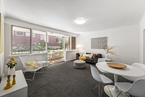 2/37 Rockley Road South Yarra 3141