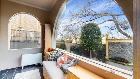 2/377 Dandenong Road Armadale 3143