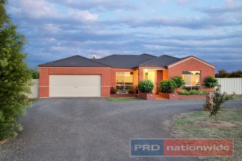 238 - 240 Howe Street, MINERS REST VIC 3352