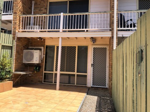 2/38 Marten Street, SOUTH GLADSTONE QLD 4680