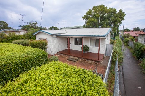 238 New England Highway, RUTHERFORD NSW 2320
