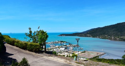 23/9 Hermitage Drive, AIRLIE BEACH QLD 4802