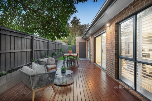 2 39 Paschal Street Bentleigh 3204