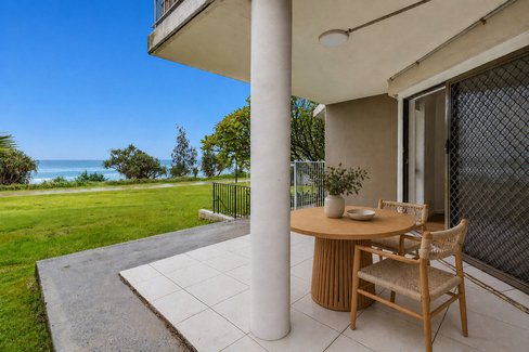 2/391 Golden Four Drive, Tugun QLD 4224