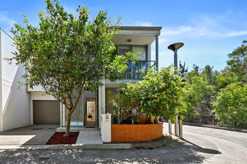 23A Gubbuteh Road, LITTLE BAY