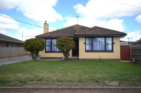 24 Alfred Street  Sebastopol 3356