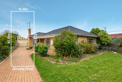 24 Almurta Road Bentleigh East 3165