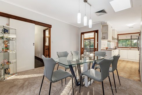 24 Brendan Avenue Doncaster 3108