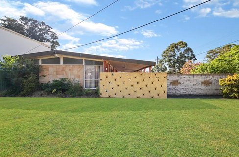 24 Broe Avenue, EAST HILLS NSW 2213