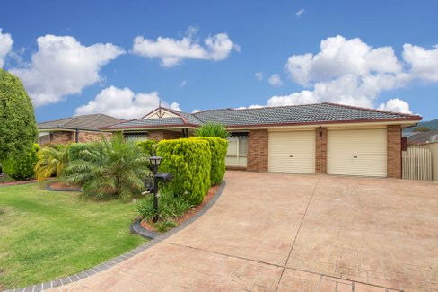 24 Cachia Blvd, HORSLEY NSW 2530