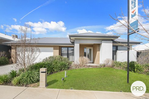 24 Canon Street, LENEVA VIC 3691