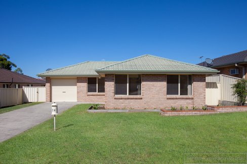 24 Coburn Circuit, METFORD NSW 2323