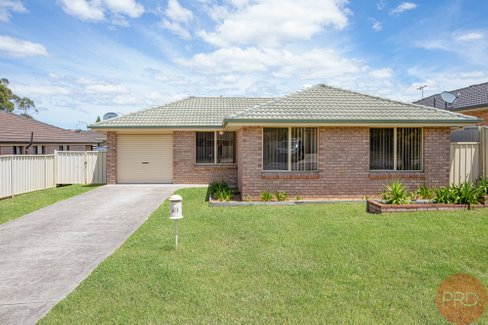 24 Coburn Circuit, METFORD NSW 2323