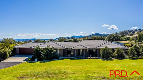 24 Daintree Circuit, TAMWORTH NSW 2340