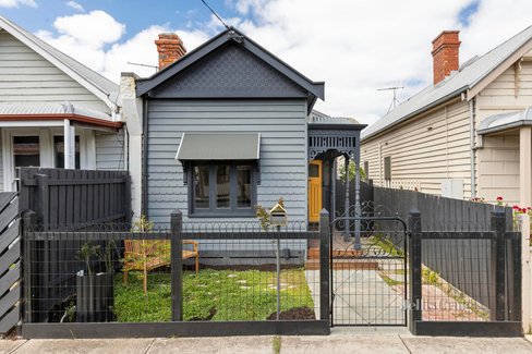 24 Dennis Street Northcote 3070