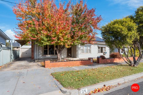 24 Derna Court, GOLDEN SQUARE VIC 3555