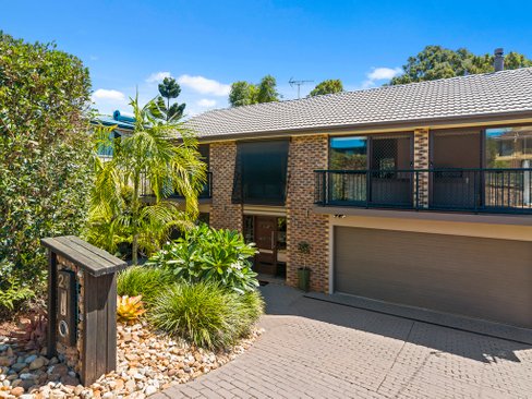24 Hillcrest Ave, TWEED HEADS SOUTH NSW 2486