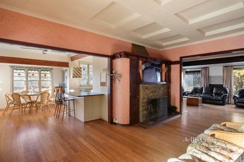 24 Howard Street Greensborough 3088