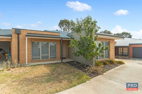 2/4 Jackman Court, EAST BENDIGO VIC 3550