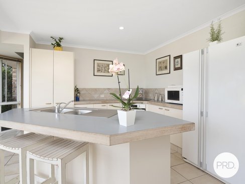 24 Leeward Terrace, TWEED HEADS NSW 2485