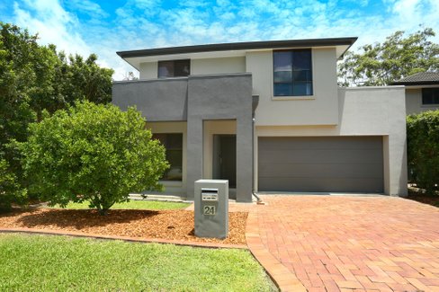 24 Lockwood Place, MOLENDINAR QLD 4214