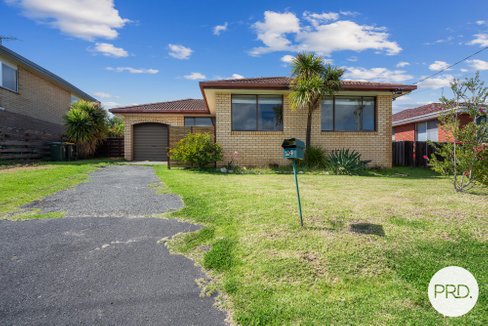 24 McKinly Street, MIDWAY POINT TAS 7171