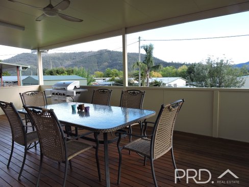 24 Morris Street, TALBINGO NSW 2720