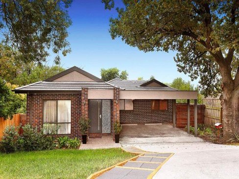 24 Naples Street Box Hill South 3128