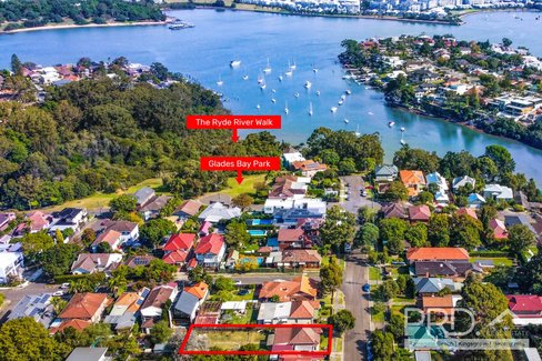 24 Ross Street, GLADESVILLE