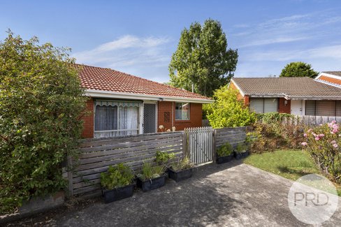 2/4 Sunlea Place, GLENORCHY TAS 7010