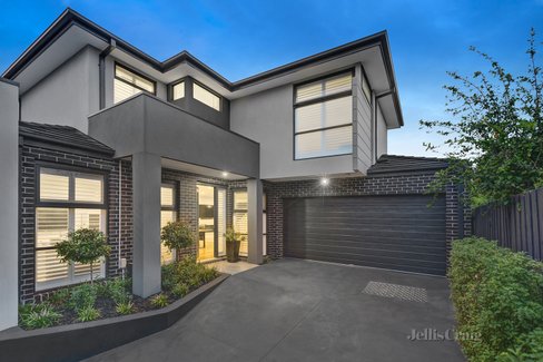 2/4 Taylor Street Ashburton 3147