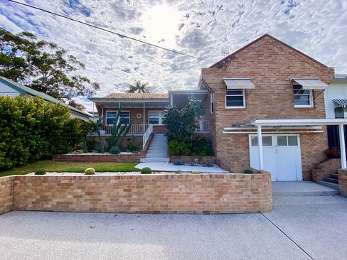 24 Tomaree Road, SHOAL BAY NSW 2315