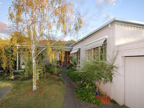 2 4 Tonkin Avenue Balwyn 3103