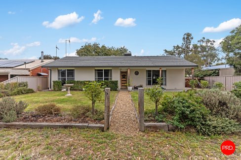 24 Tyler Street, GOORNONG VIC 3557
