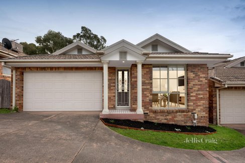 2 4 William Street Greensborough 3088