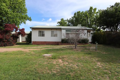 2/40 Bridge St, TUMBARUMBA NSW 2653