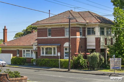 240 Latrobe Terrace, Geelong West