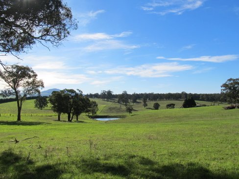 240 Mount Lookout Road, Mount Taylor