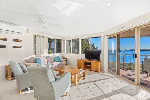 2/40 Sunset Boulevard, SOLDIERS POINT NSW 2317