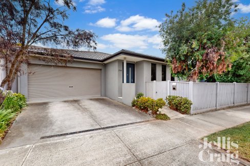 2/41 Orange Street Bentleigh East 3165