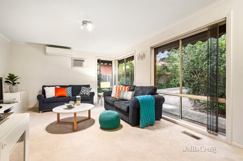 2/41 Panorama Avenue Lower Plenty 3093