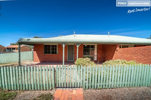 2/41 Schipp Street, FOREST HILL NSW 2651