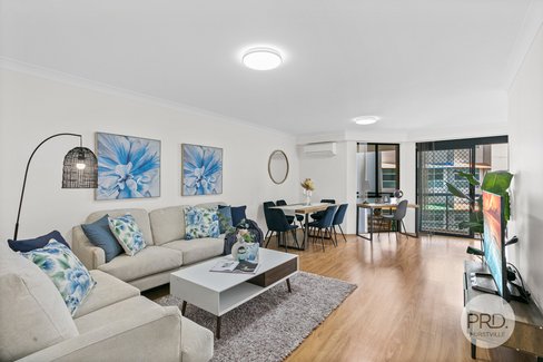 24/1 The Avenue, HURSTVILLE NSW 2220