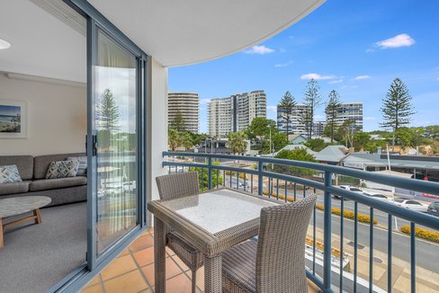 242/99 Griffith Street, COOLANGATTA QLD 4225