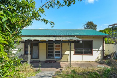 2/43 Robertson St, PORT KEMBLA NSW 2505